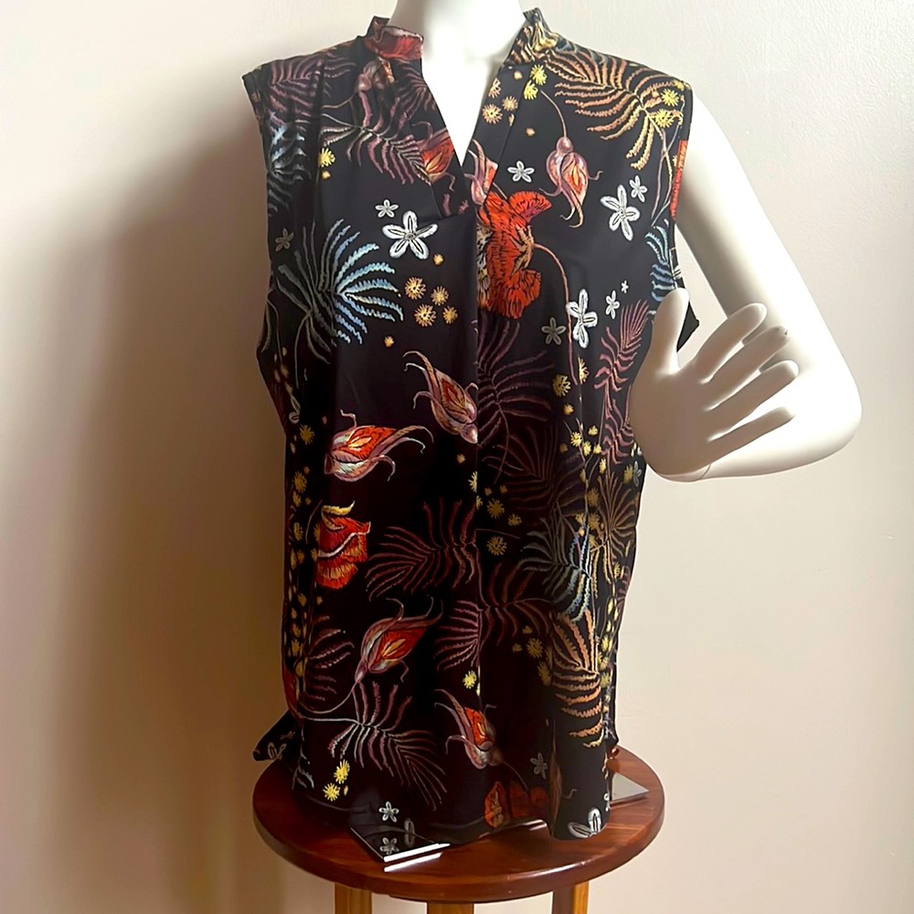 Loveu Dear sleeveless floral on black shirt. NWOT